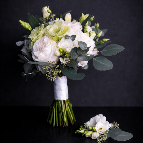 Білий весільний букет TIMELESS WHITE ELEGANCE