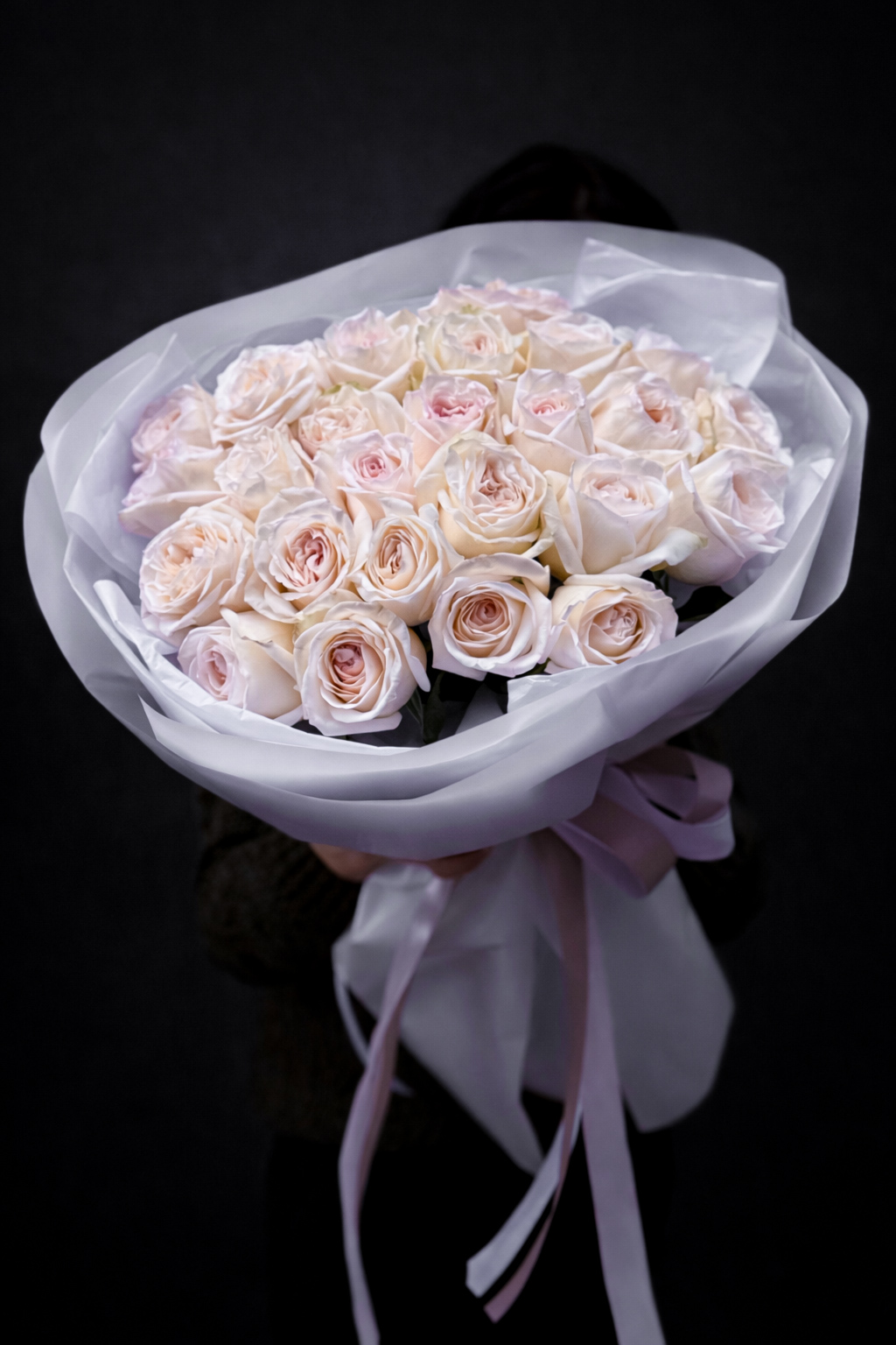 WHITE O’HARA ELEGANCE
